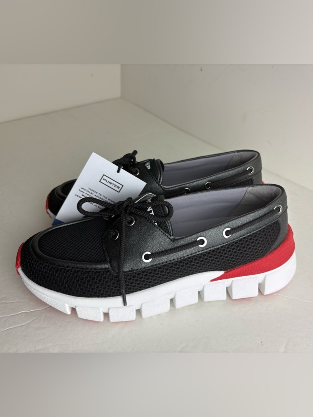 Hunter Sasa Boat Shoes Women's black Sneakers 8.5